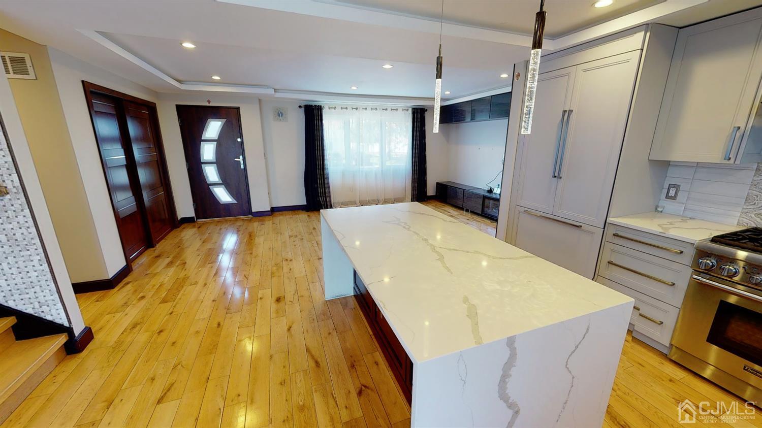 33 Berkshire Road Old Bridge, NJ 08857 - Photo 7 of 52 Gallery Image 7