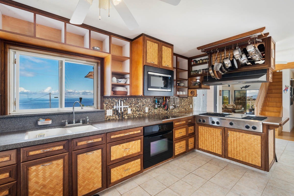 87-309 Kaohe Road Captain Cook, HI 96704 - Photo 2 of 30 Gallery Image 2
