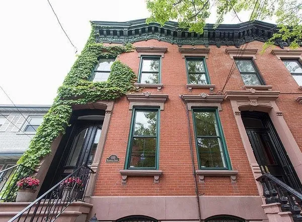 $3,500 | 1115 Bloomfield Street, Unit GRDN, Hoboken, NJ 07030