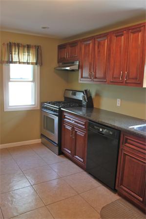 128 Sandy Hill Road Westfield, MA 01085 - Photo 4 of 20 Gallery Image 4