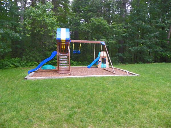 18 Algonquin Road Pepperell, MA 01463 - Photo 18 of 20 Gallery Image 18