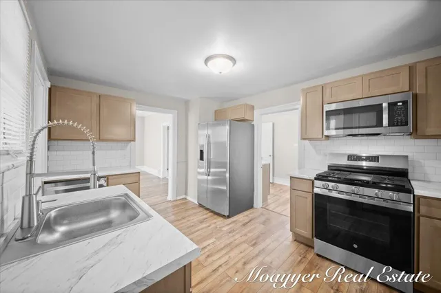 $2,000 | 1108 Muskegon Avenue Northwest, Grand Rapids, MI 49504