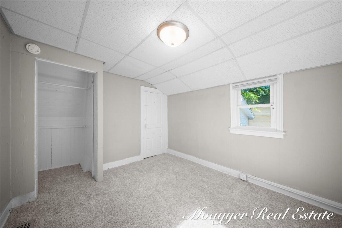 1108 Muskegon Avenue Northwest Grand Rapids, MI 49504 - Photo 17 of 27 17-DSC_9245