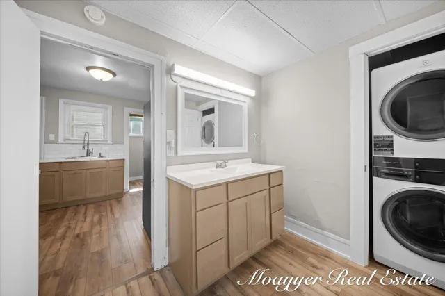 $2,000 | 1108 Muskegon Avenue Northwest, Grand Rapids, MI 49504