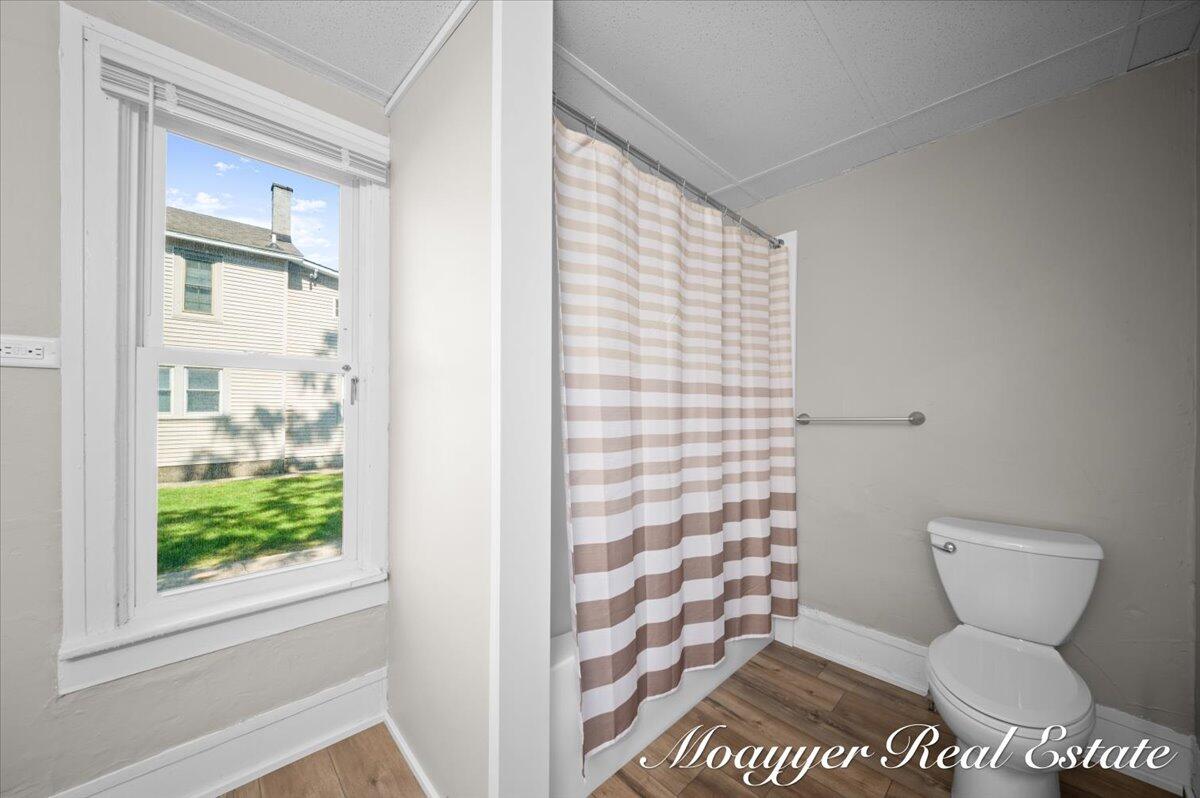 1108 Muskegon Avenue Northwest Grand Rapids, MI 49504 - Photo 22 of 27 22-DSC_9275