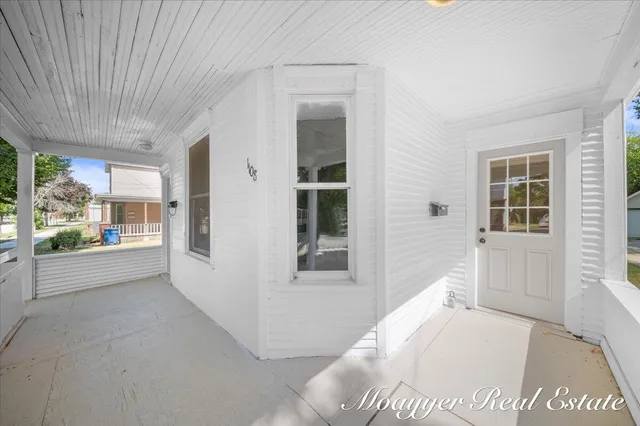 $2,000 | 1108 Muskegon Avenue Northwest, Grand Rapids, MI 49504