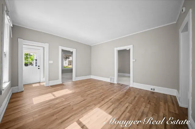 $2,000 | 1108 Muskegon Avenue Northwest, Grand Rapids, MI 49504