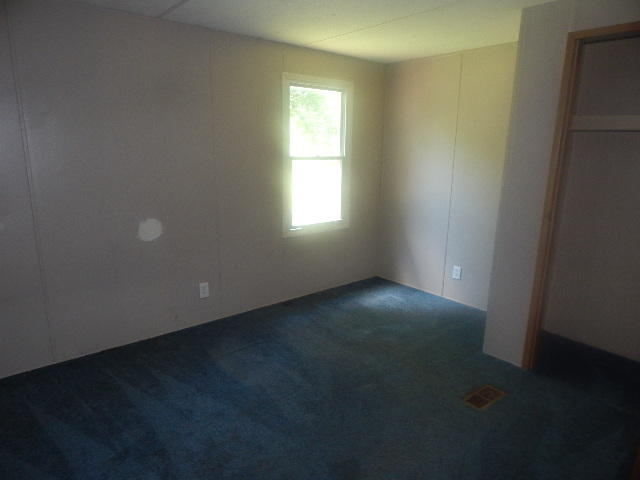 343 Sanita Village Road Bean Station, TN 37708 - Photo 9 of 11 017