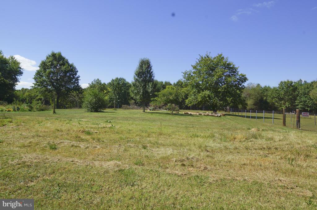 10486 Messick Road Midland, VA 22728 - Photo 4 of 28 View