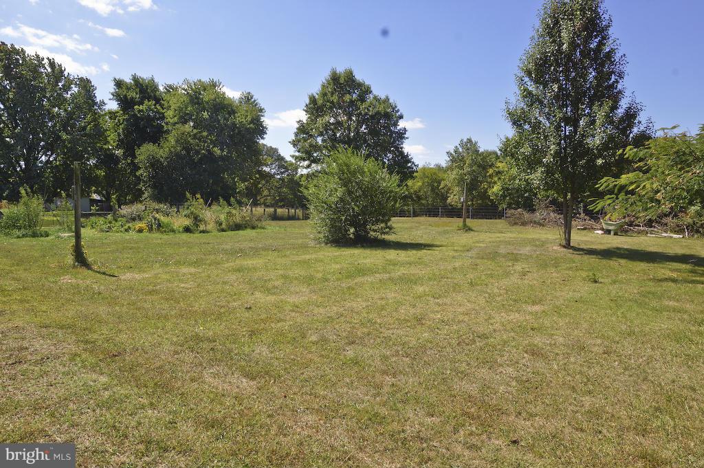 10486 Messick Road Midland, VA 22728 - Photo 5 of 28 View