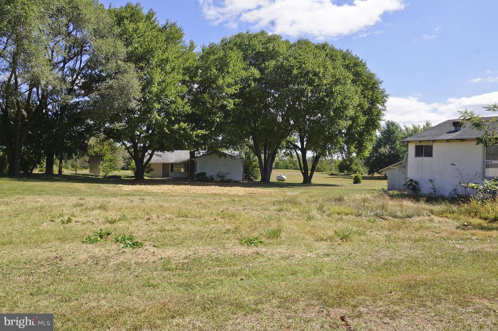 10486 Messick Road Midland, VA 22728 - Photo 6 of 28 Exterior (Rear)