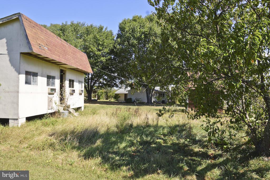10486 Messick Road Midland, VA 22728 - Photo 7 of 28 Exterior (Rear)
