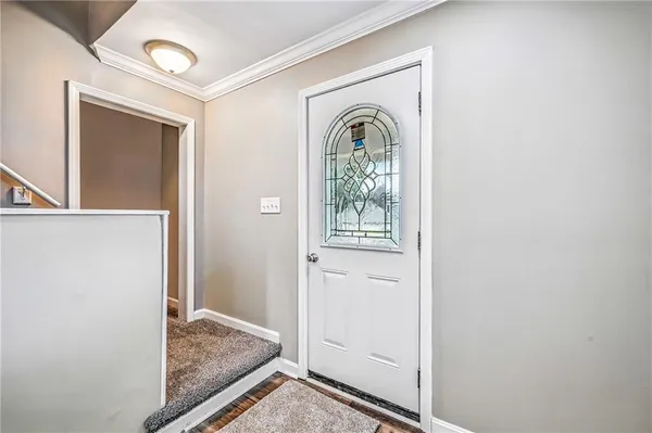 a view of front door with sky view