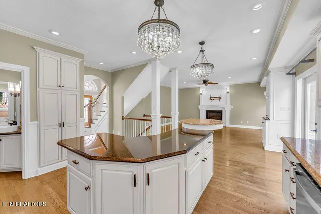 $820,000 | 525 Brochardt Boulevard, Knoxville, TN 37934