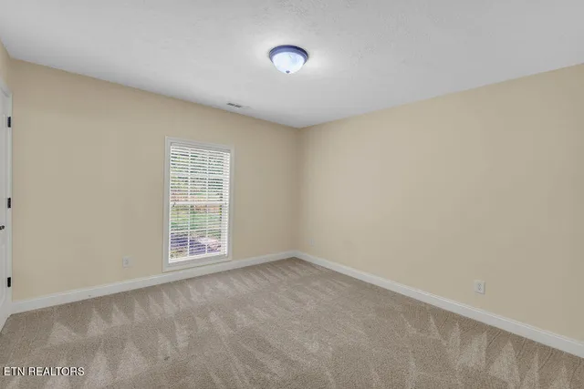 $820,000 | 525 Brochardt Boulevard, Knoxville, TN 37934