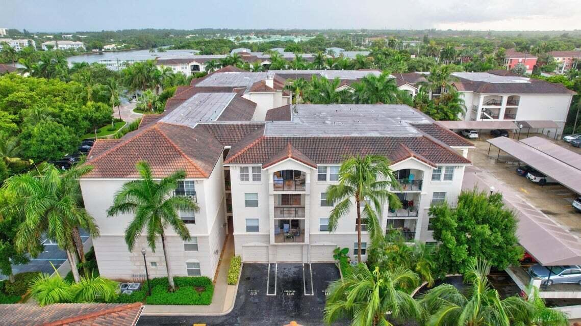 2120 Tuscany Way Boynton Beach, FL 33435 - Photo 9 of 17 2120 Tuscany Front