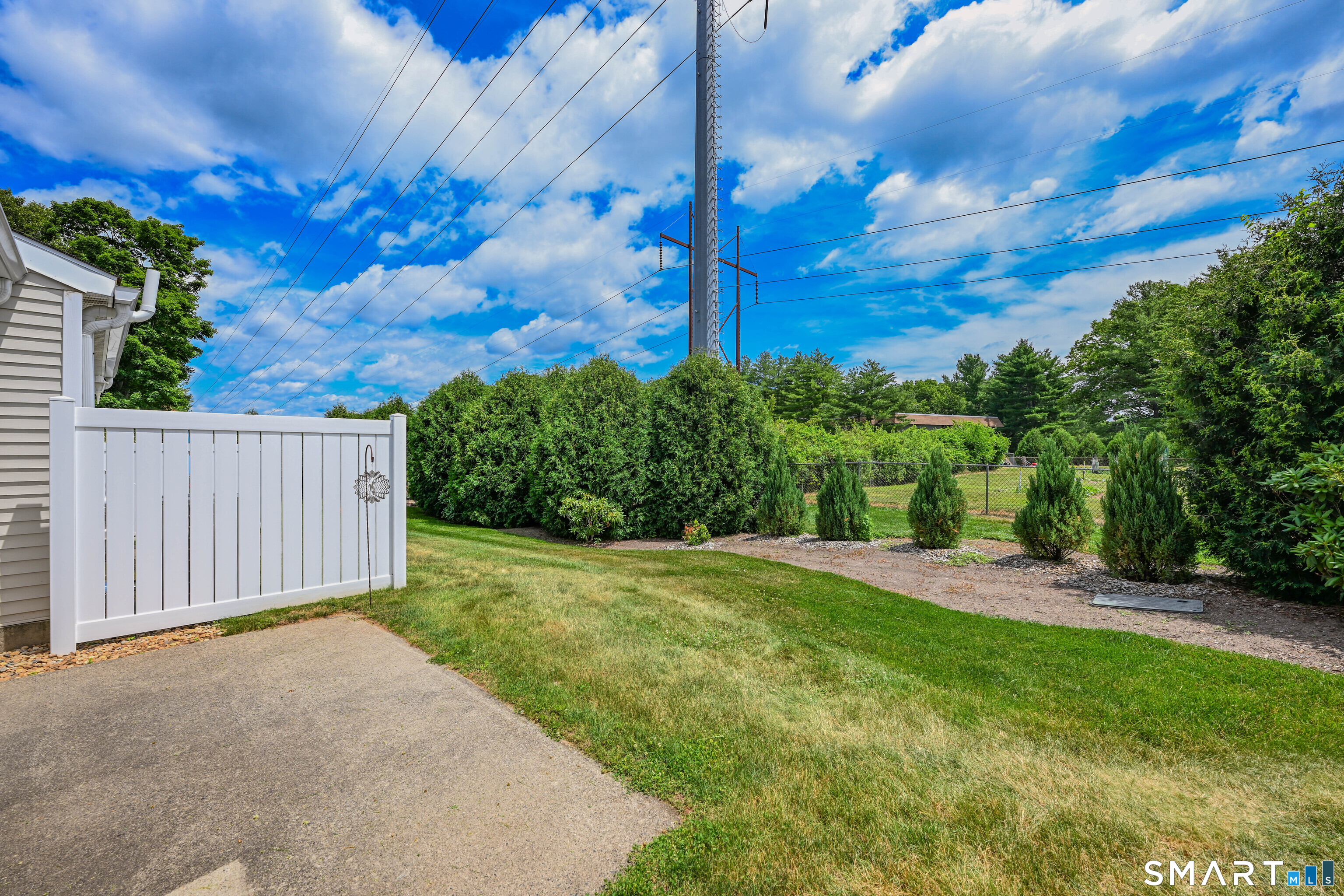 621 Overlook Path, Unit 621 Southington, CT 06489 - Photo 25 of 34