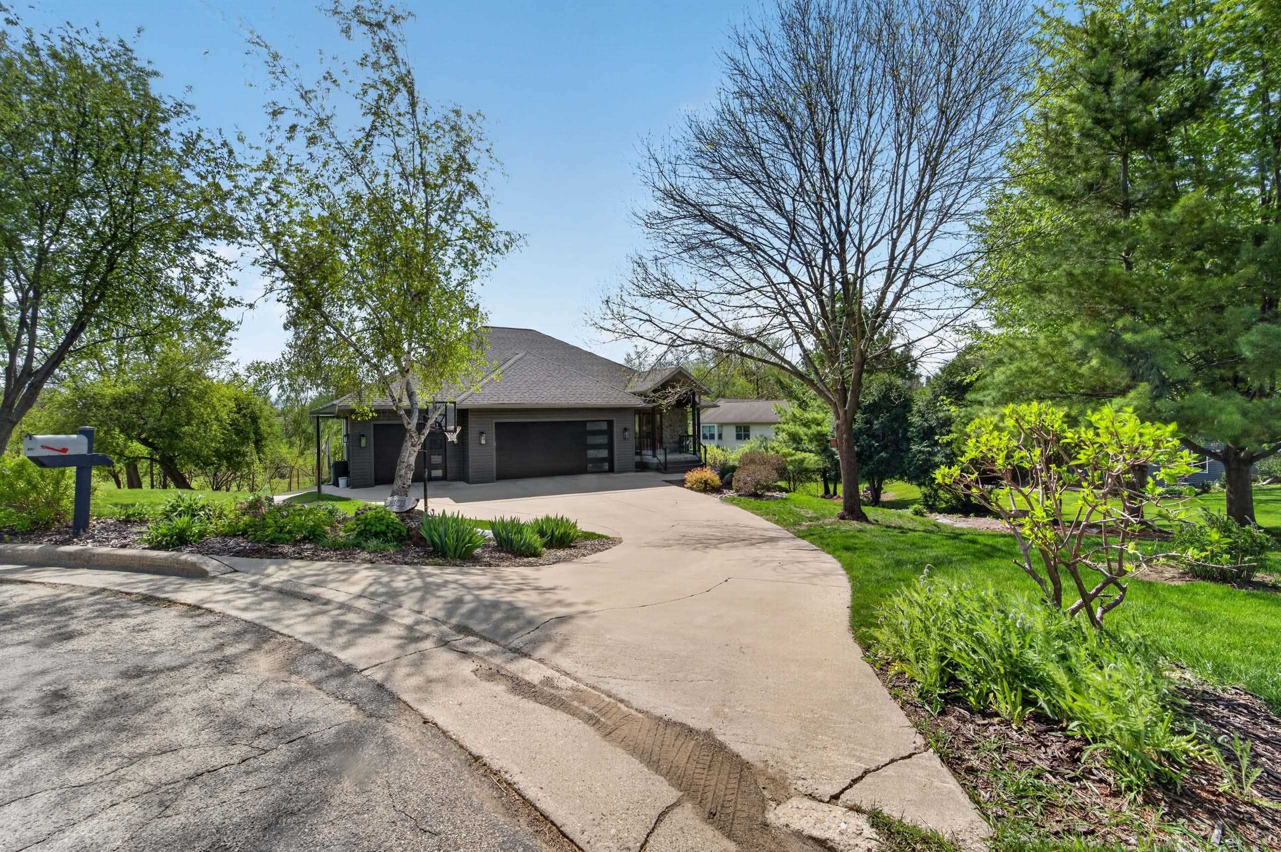 801 Nordic Mount Mount Horeb, WI 53572 - Photo 60 of 62