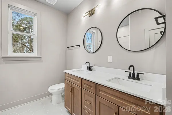 $599,990 | 2418 Crestview Drive, Charlotte, NC 28216