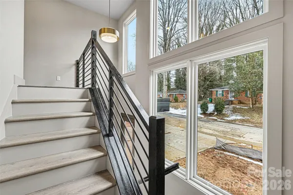 $599,990 | 2418 Crestview Drive, Charlotte, NC 28216