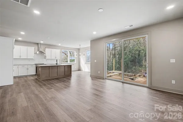 $599,990 | 2418 Crestview Drive, Charlotte, NC 28216