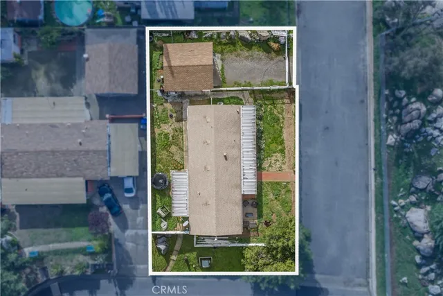 a bird view of a small garden