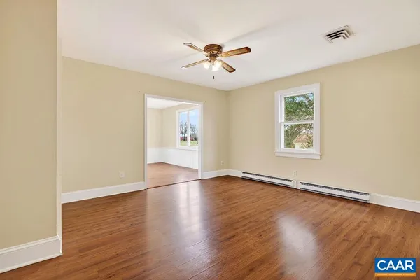 $330,000 | 5694 Patrick Henry Highway, Roseland, VA 22967