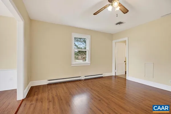 $330,000 | 5694 Patrick Henry Highway, Roseland, VA 22967