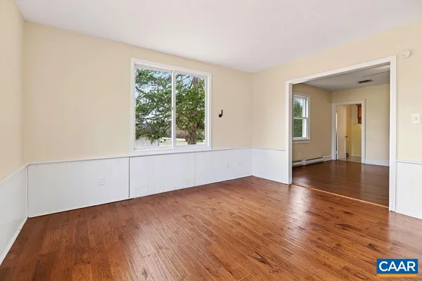 $330,000 | 5694 Patrick Henry Highway, Roseland, VA 22967