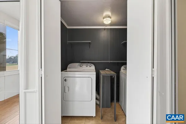 $330,000 | 5694 Patrick Henry Highway, Roseland, VA 22967