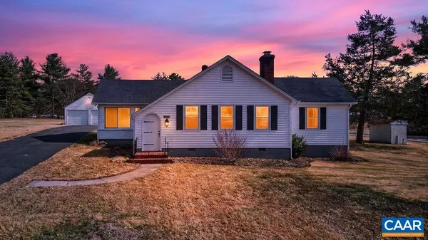 $330,000 | 5694 Patrick Henry Highway, Roseland, VA 22967