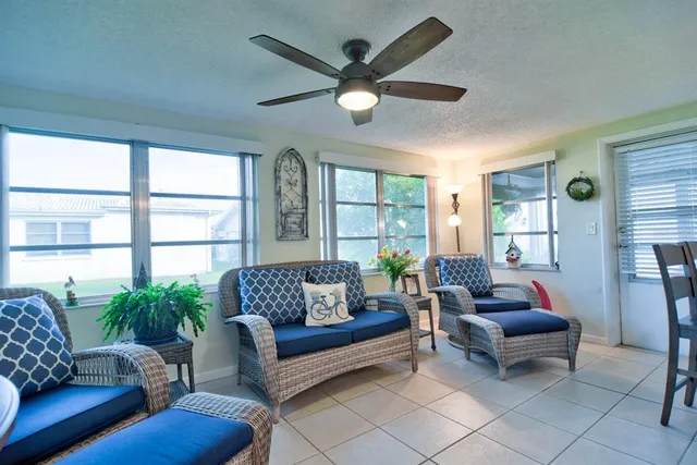 $285,000 | 4515 99th Avenue, Pinellas Park, FL 33782