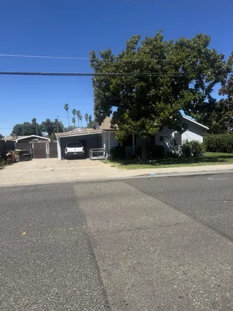 $389,000 | 2515 6th Street, Ceres, CA 95307