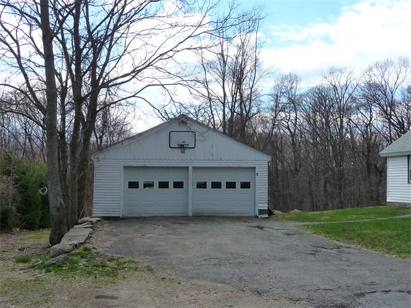 338 Granite Street Worcester, MA 01607 - Photo 3 of 29 Gallery Image 3