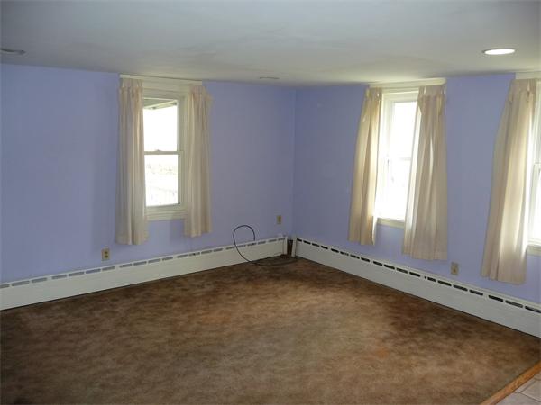 338 Granite Street Worcester, MA 01607 - Photo 6 of 29 Gallery Image 6