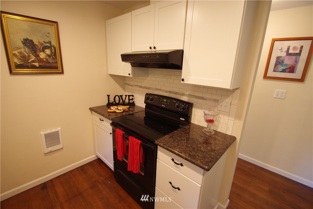 30022 Orville Road East Graham, WA 98338 - Photo 13 of 23 Gallery Image 13