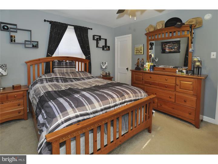 22 Edward Road Hatboro, PA 19040 - Photo 11 of 19