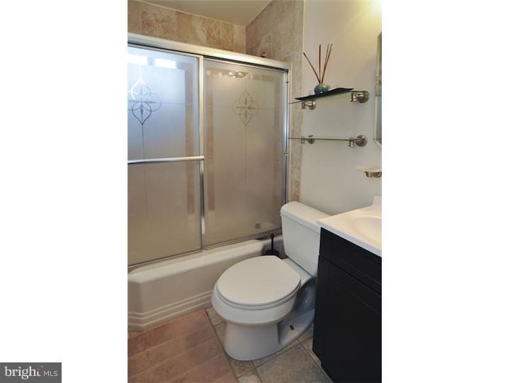 22 Edward Road Hatboro, PA 19040 - Photo 13 of 19