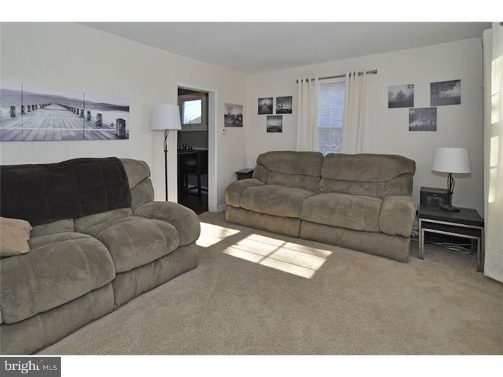 22 Edward Road Hatboro, PA 19040 - Photo 7 of 19