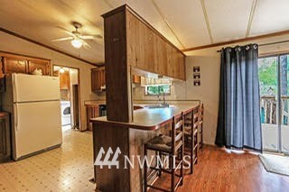 9948 Fairview Lake Road Southwest Port Orchard, WA 98367 - Photo 4 of 25 Gallery Image 4