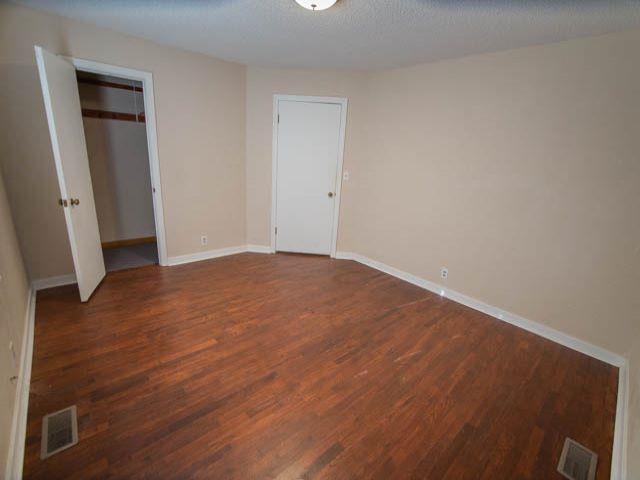 402 South Birch Street Hillsboro, KS 67063 - Photo 11 of 23