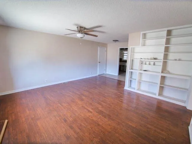 $79,900 | 402 South Birch Street, Hillsboro, KS 67063