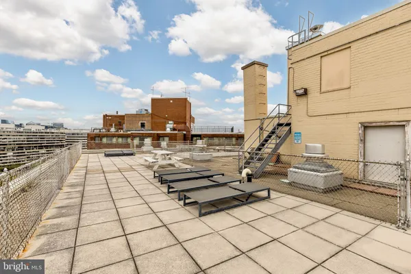 a view of terrace with city view