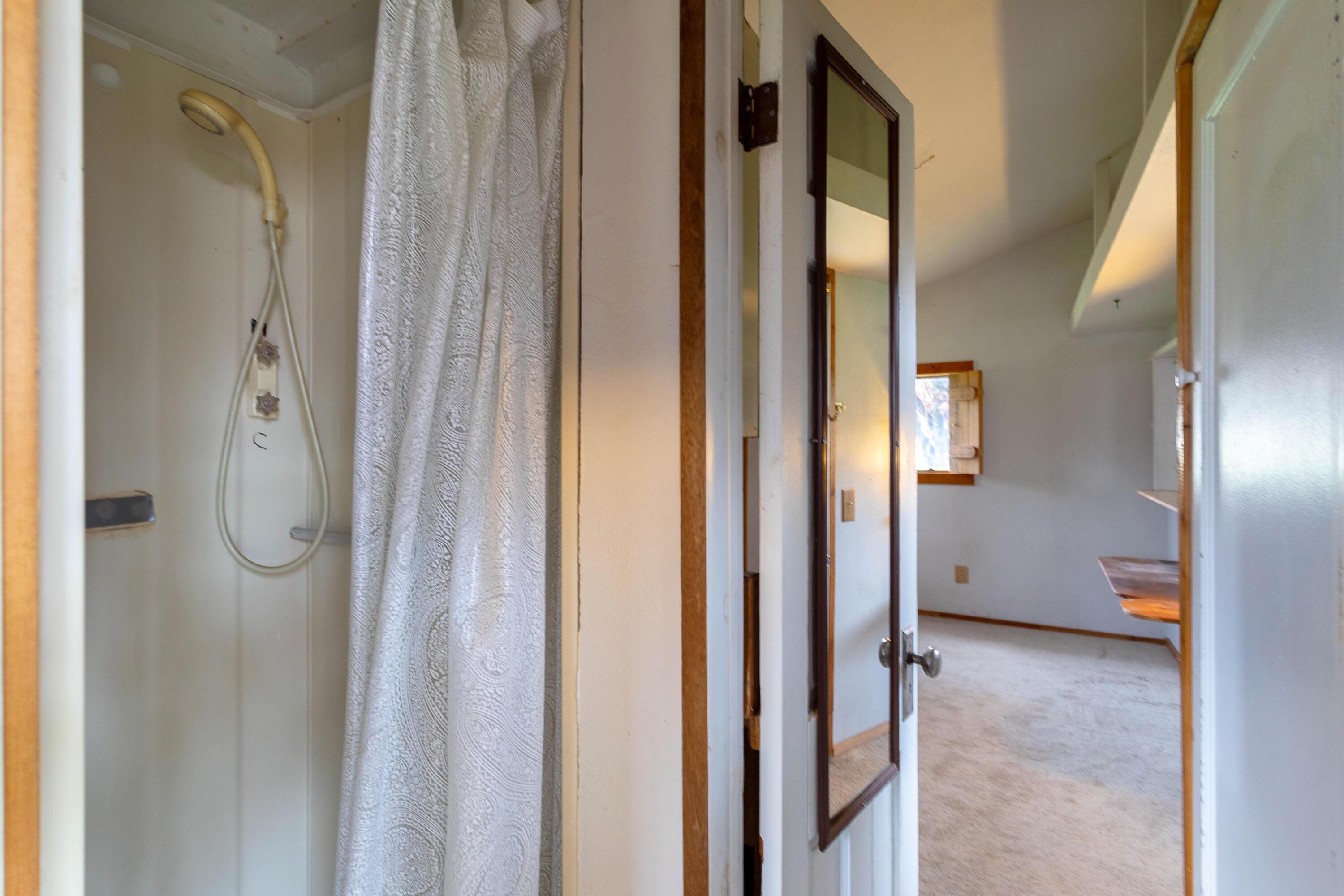 5375 Deschutes Road Anderson, CA 96007 - Photo 17 of 33 254A7995
