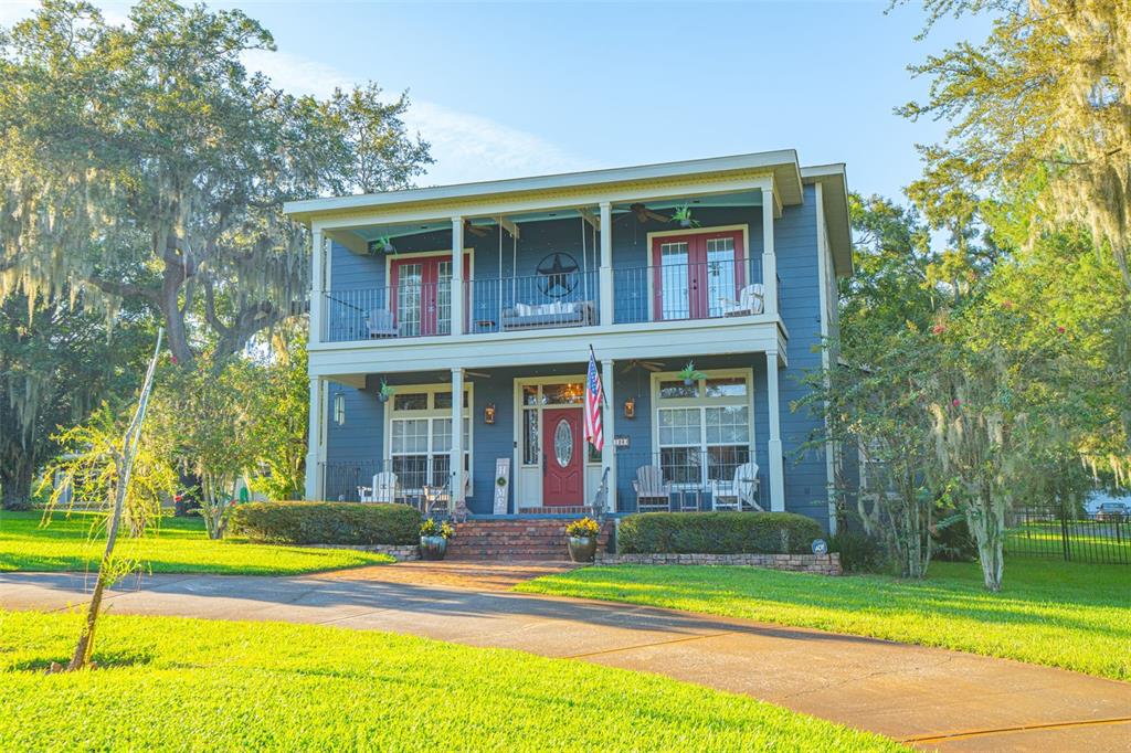 126 East Palmetto Avenue Howey-in-the-Hills, FL 34737 - Photo 3 of 53