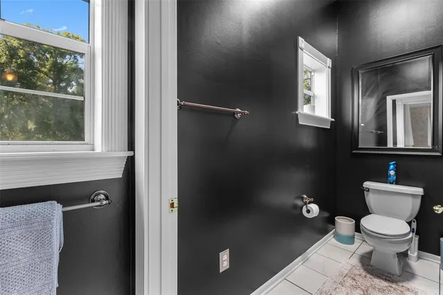 $565,000 | 126 East Palmetto Avenue, Howey-in-the-Hills, FL 34737