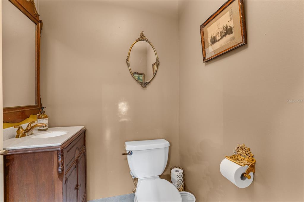 126 East Palmetto Avenue Howey-in-the-Hills, FL 34737 - Photo 34 of 53