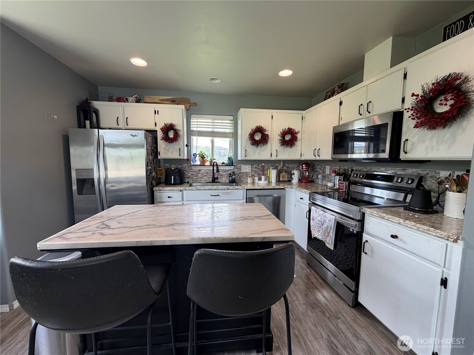 324 Omak River Road Omak, WA 98841 - Photo 9 of 39