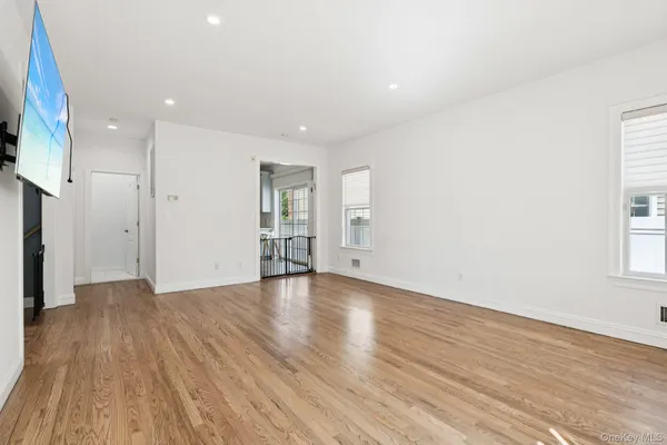 $2,388,000 | 118 Ocean Avenue, Woodmere, NY 11598