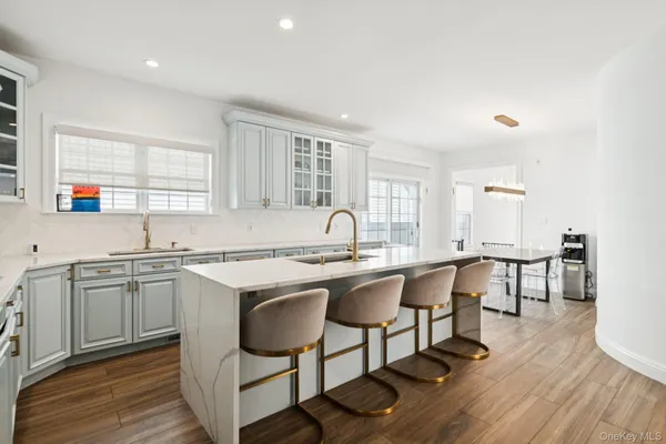 $2,388,000 | 118 Ocean Avenue, Woodmere, NY 11598